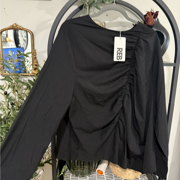 Rebdolls Black Ruched Blouse plus size 2x - Picture 2 of 8